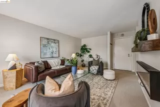 Photo #6: 41134882 Listing 