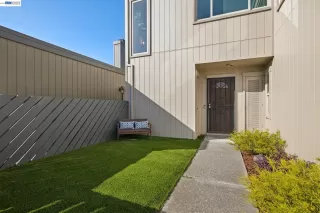Photo #2: 41134922 Listing 