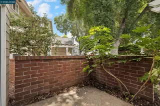 Photo #2: 41134929 Listing
