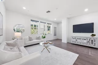 Photo #5: 41134983 Listing 