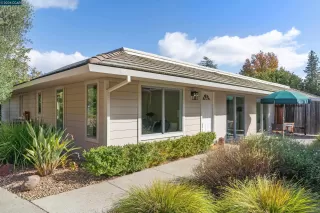 Photo #1: 41135029 Listing 
