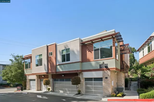 MLS: 41135034 Condo For Sale