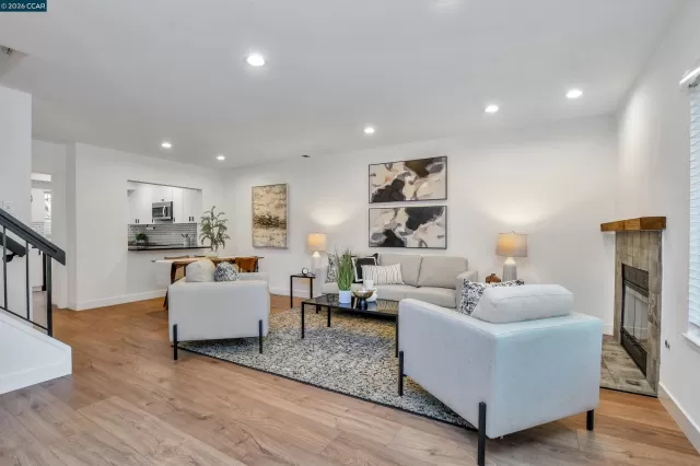 MLS: 41135101 Condo For Sale