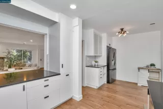 Photo #6: 41135101 Listing 