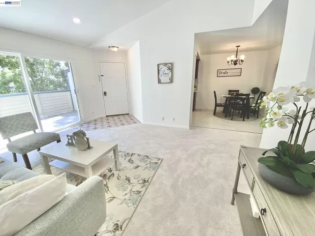 MLS: 41135133 Condo For Sale