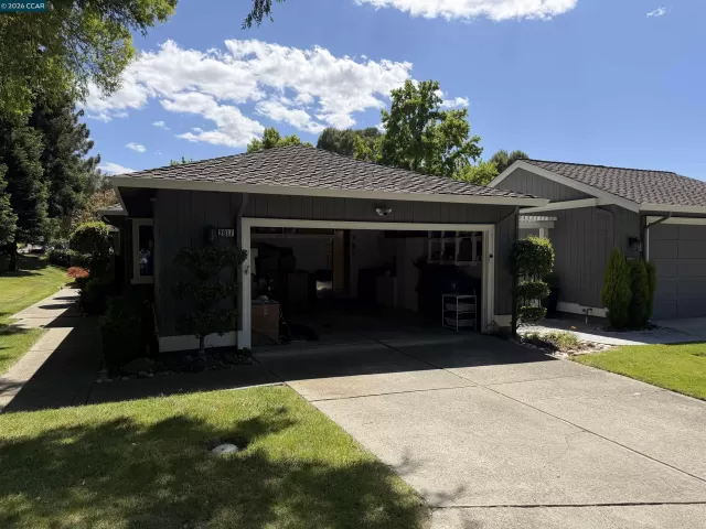 MLS: 41135139 Condo For Sale