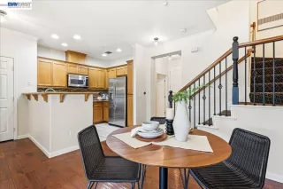 Photo #3: 41135178 Listing
