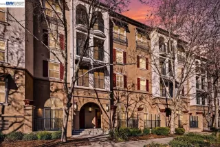 Photo #6: 41135178 Listing