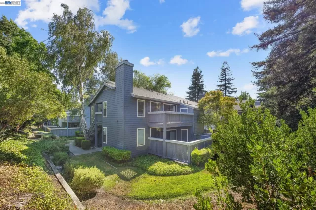 MLS: 41135191 Condo For Sale