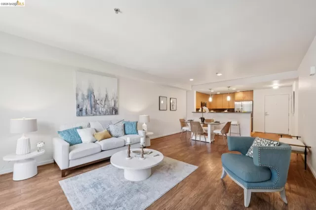 MLS: 41135194 Condo For Sale