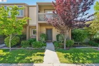 Photo #2: 41135202 Listing