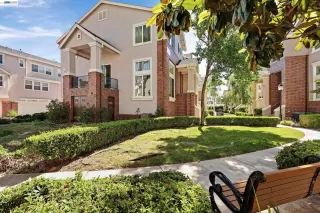 Photo #2: 41135259 Listing