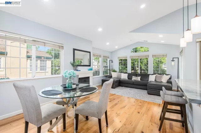 MLS: 41135274 Condo For Sale