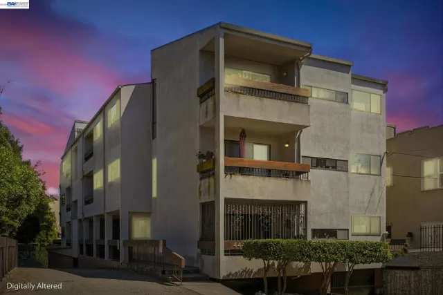 MLS: 41135300 Condo For Sale