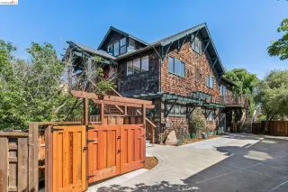 Photo #3: 41135318 Listing
