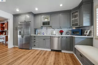 Photo #1: 41135321 Listing