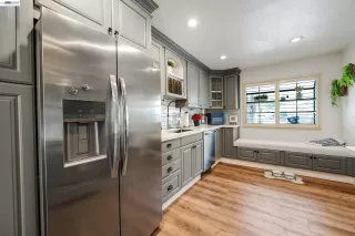Photo #5: 41135321 Listing
