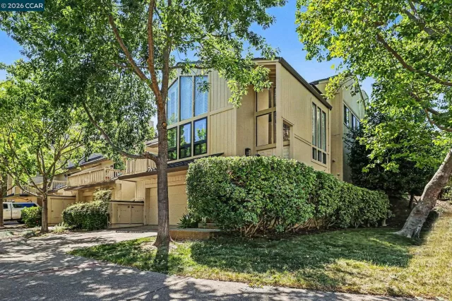MLS: 41135375 Condo For Sale