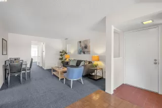 Photo #3: 41135383 Listing