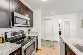 Photo #5: 41135426 Listing