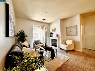 Photo #1: 41135437 Listing
