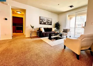 Photo #4: 41135437 Listing