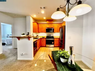 Photo #5: 41135437 Listing