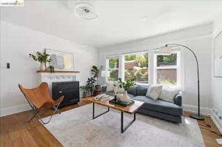 Photo #2: 41135478 Listing