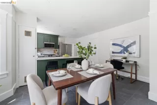 Photo #6: 41135478 Listing