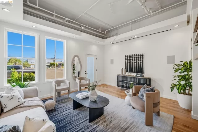 MLS: 41135510 Condo For Sale