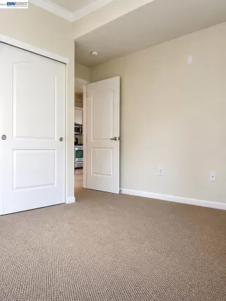 Photo #4: 41135539 Listing