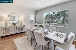 Photo #2: 41135558 Listing