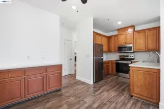 Photo #3: 41135613 Listing