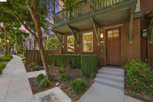 MLS: 41135644 Condo For Sale