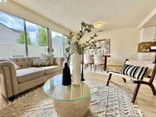 Photo #6: 41135645 Listing 