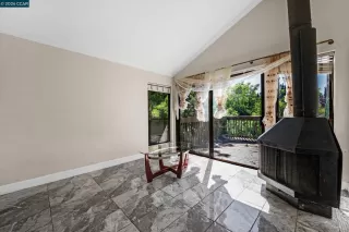 Photo #6: 41135744 Listing