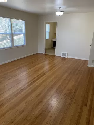 Photo #1: 41135758 Listing