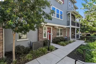 Photo #1: 41135790 Listing 