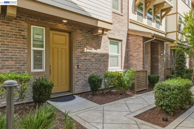 MLS: 41135810 Condo For Sale
