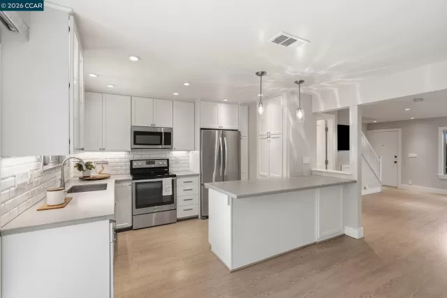 MLS: 41135813 Condo For Sale