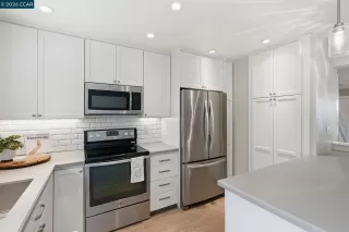 Photo #2: 41135813 Listing