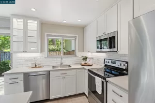 Photo #4: 41135813 Listing