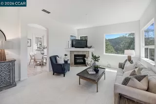 Photo #3: 41135849 Listing