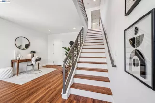 Photo #5: 41135854 Listing