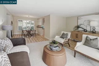 Photo #2: 41135855 Listing
