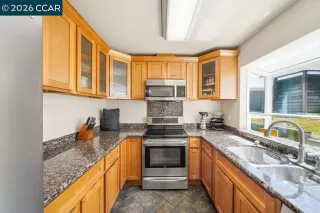 Photo #4: 41135898 Listing
