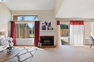 Photo #5: 41135985 Listing