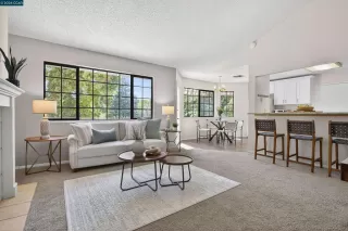 More Details about MLS # 41135995 : 246 CANYON WOODS WAY # C