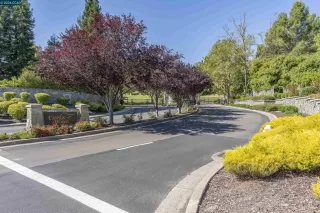 Photo #6: 41135995 Listing 