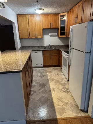Photo #3: 41136006 Listing